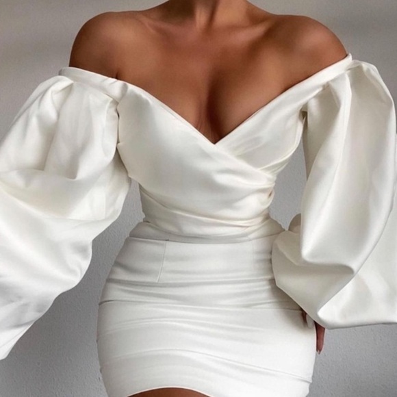 House of CB Dresses House Of Cb Carlyn Ivory Satin Balloon Sleeve